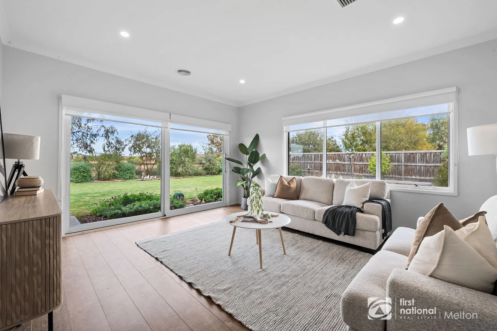 23 MARONG AVENUE, Eynesbury VIC 3338 photo 4