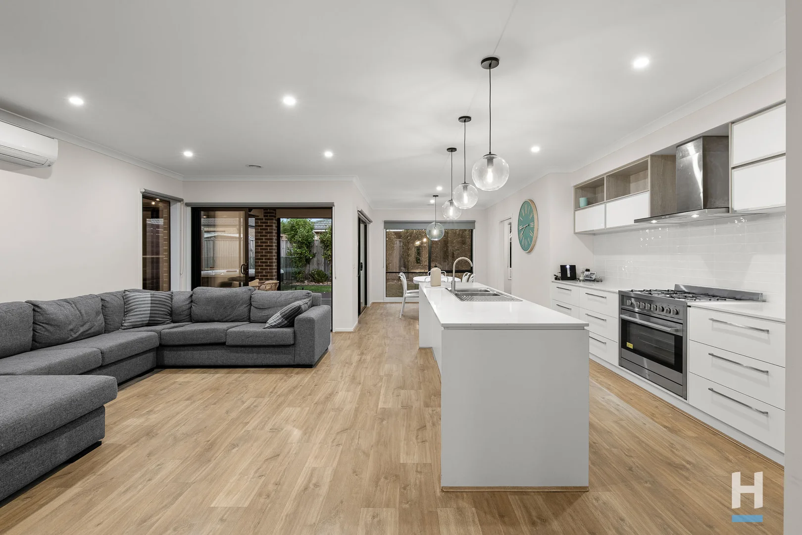 Additional image 5 of 17 Nagle Crescent, Cranbourne West VIC 3977