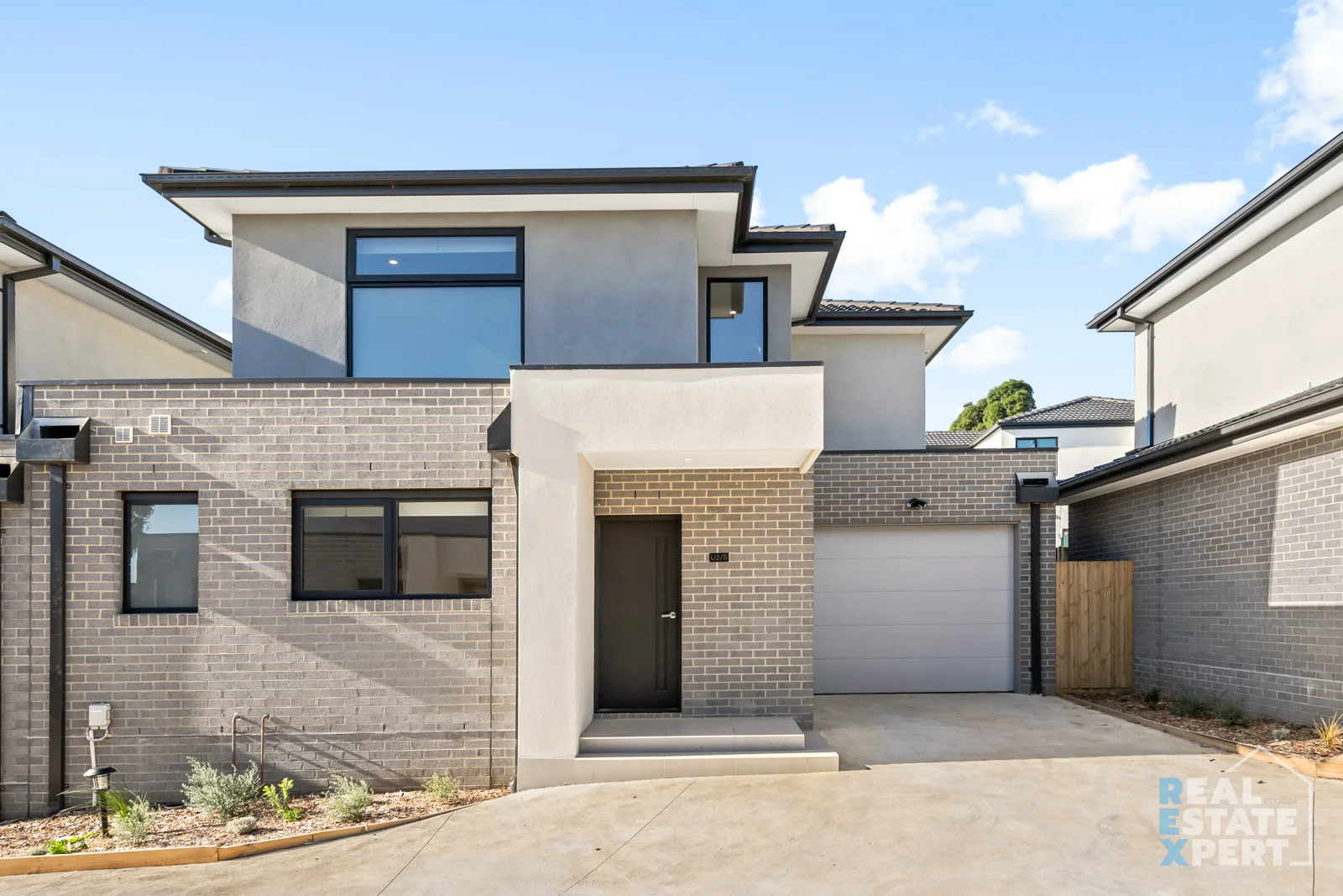 2/5 Sylvanwood Crescent, Narre Warren VIC 3805