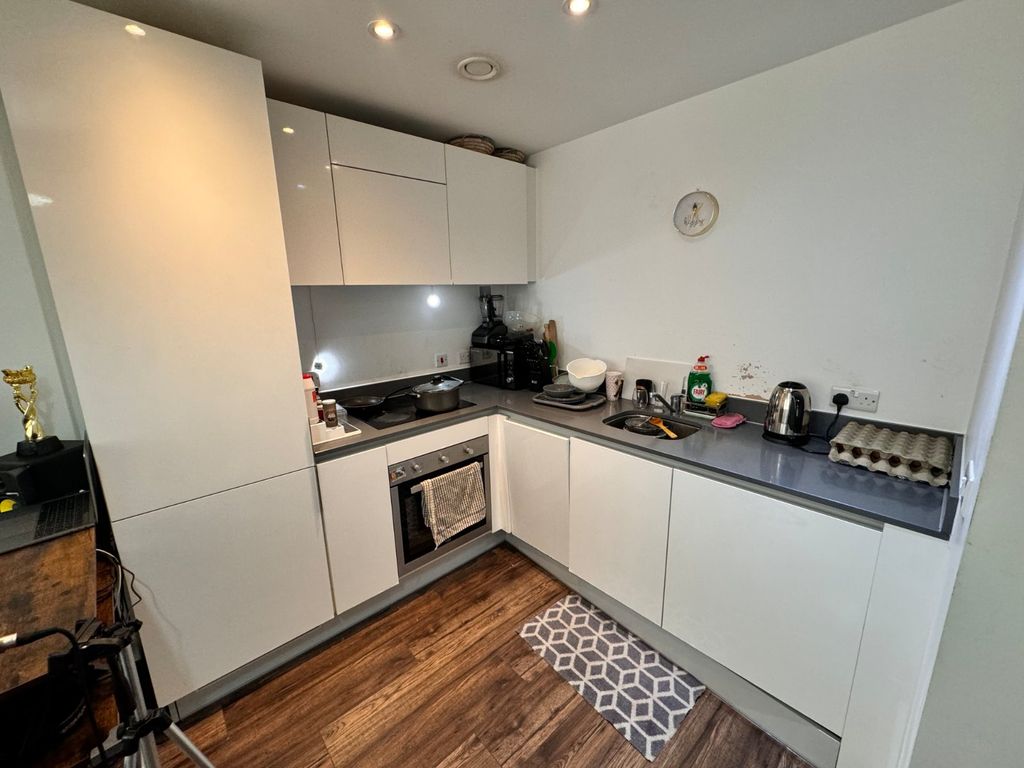 Additional image 2 of 1 bed flat for saleBroadway Residences, 105 Broad Street, Birmingham B15