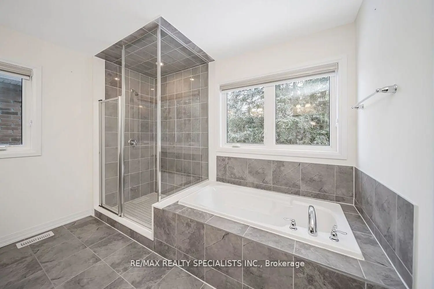 Additional image 12 of 161 Dingman Street