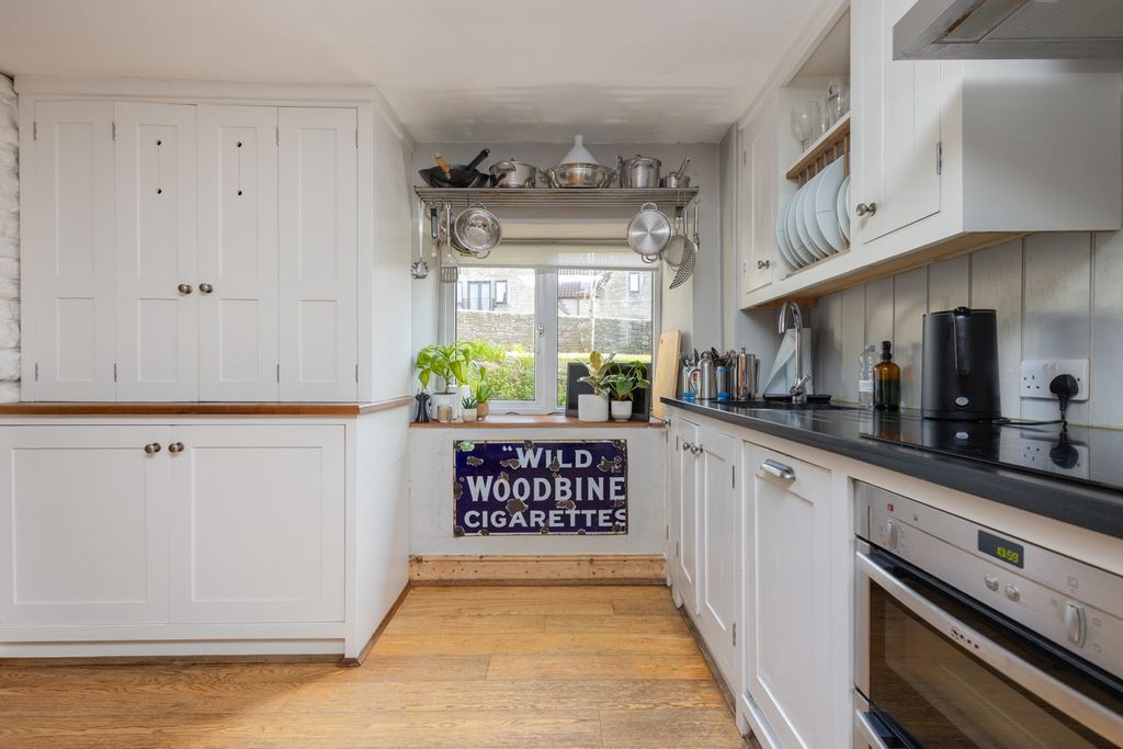 Additional image 3 of 3 bed end terrace house for saleOff St Thomas Street, Wells BA5
