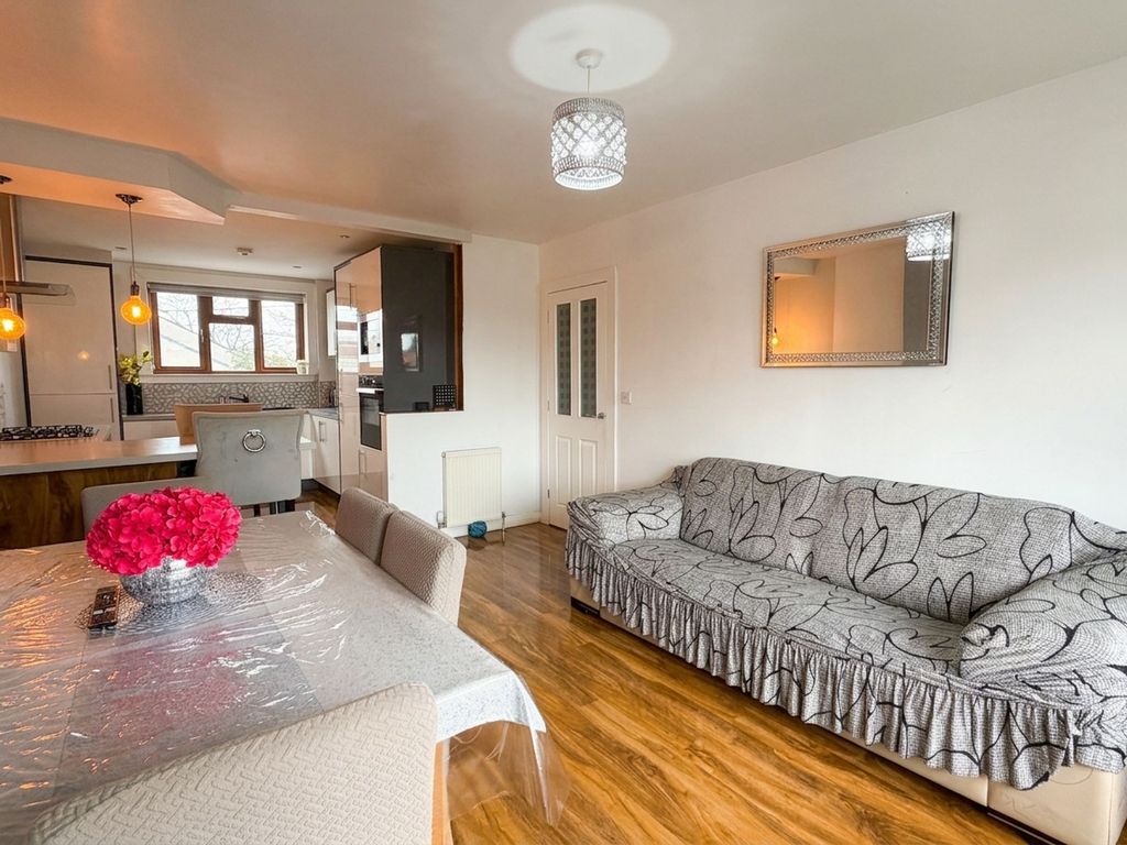 Additional image 3 of 3 bed flat for saleWoodburn Avenue, Dalkeith EH22