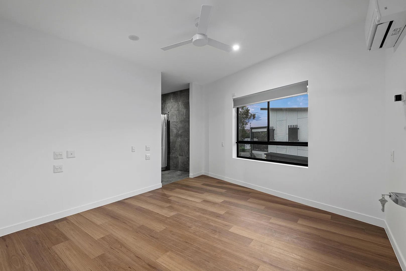 Additional image 18 of Norman Park QLD 4170