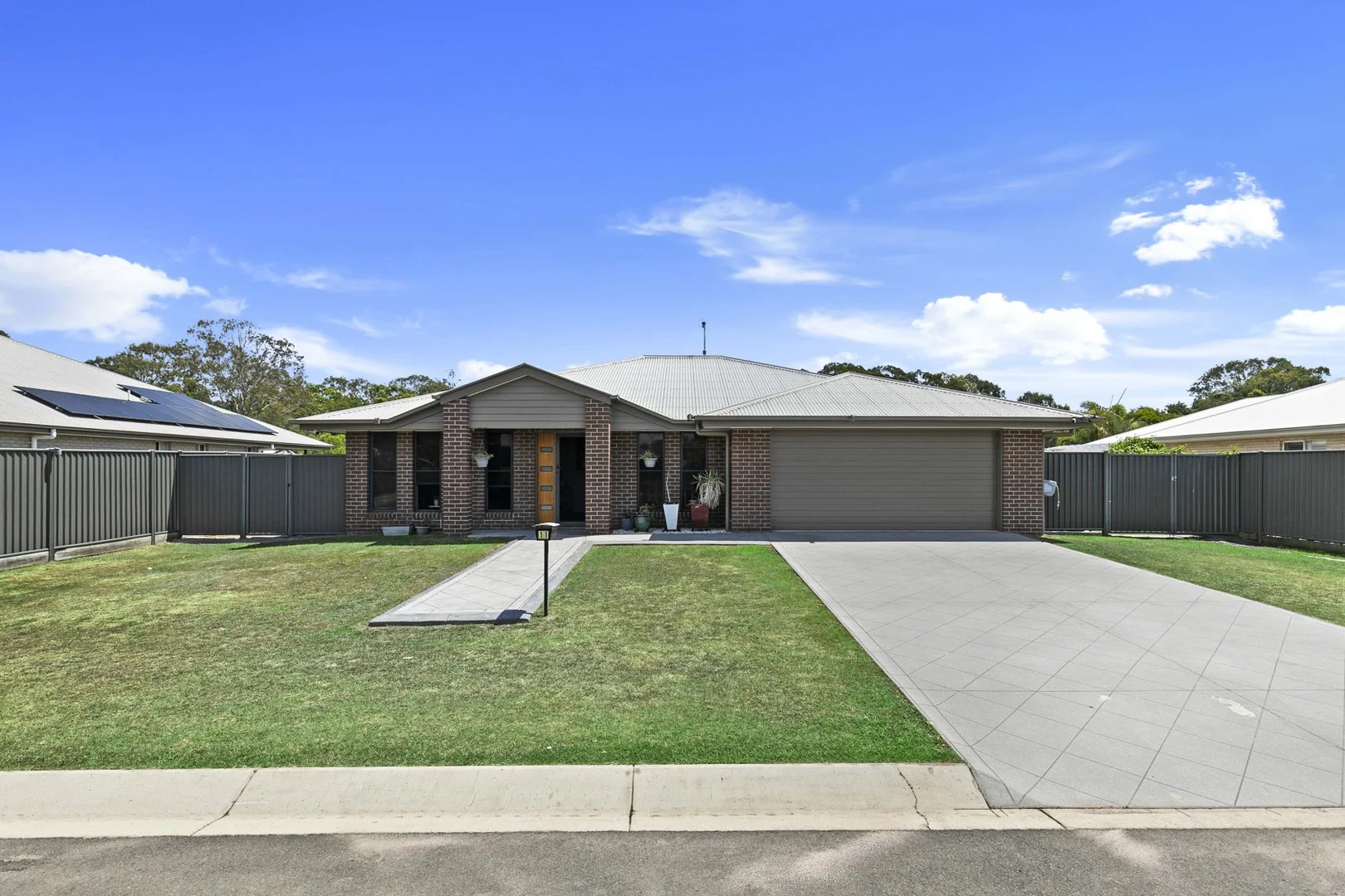 11 Bonita Court, Urangan QLD 4655