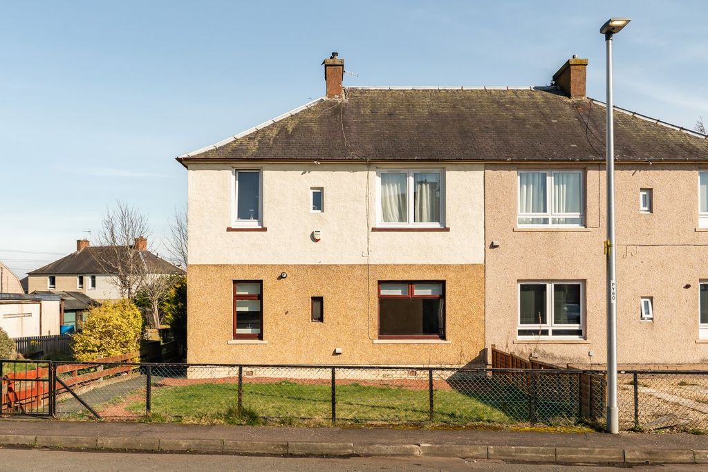 2 bed flat for saleCarlops Crescent, Penicuik EH26