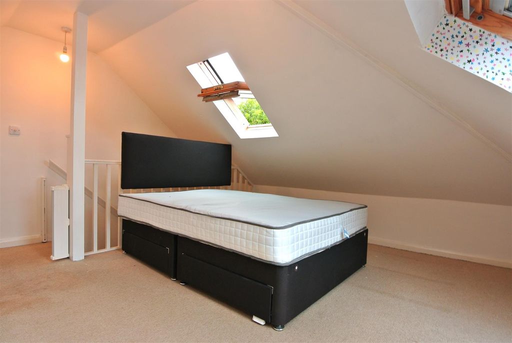 Additional image 6 of 2 bed maisonette for saleBlays Close, Englefield Green, Egham TW20