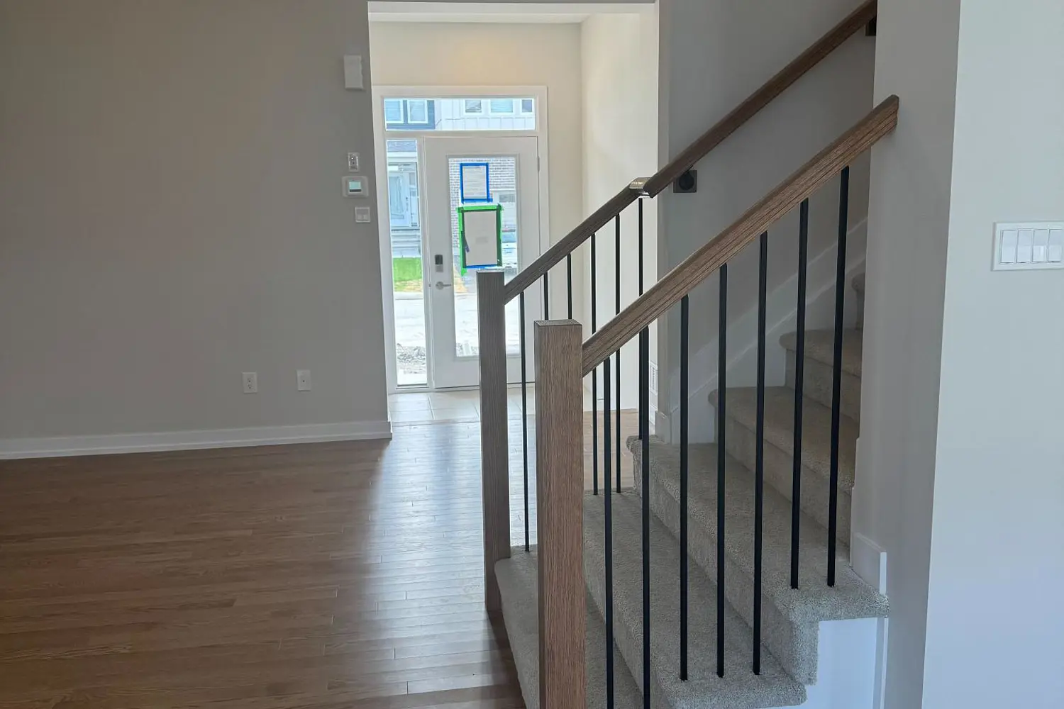 944 Seagrave Lane photo 3