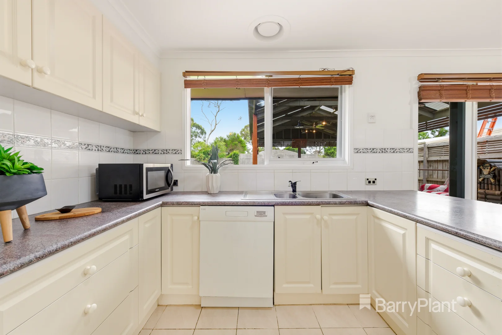 Additional image 5 of 100 Allambanan Drive, Bayswater North VIC 3153