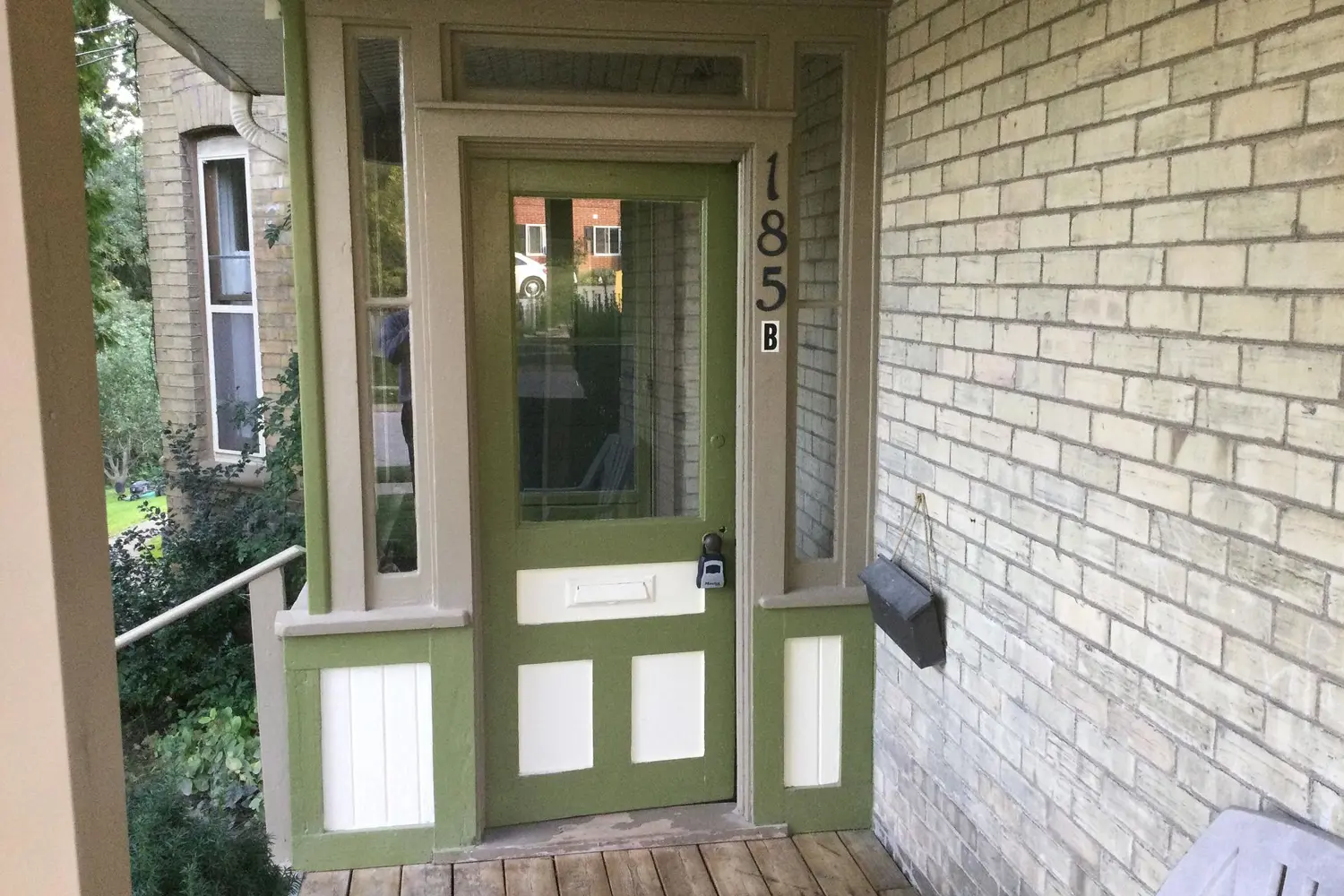 185 John Street photo 3