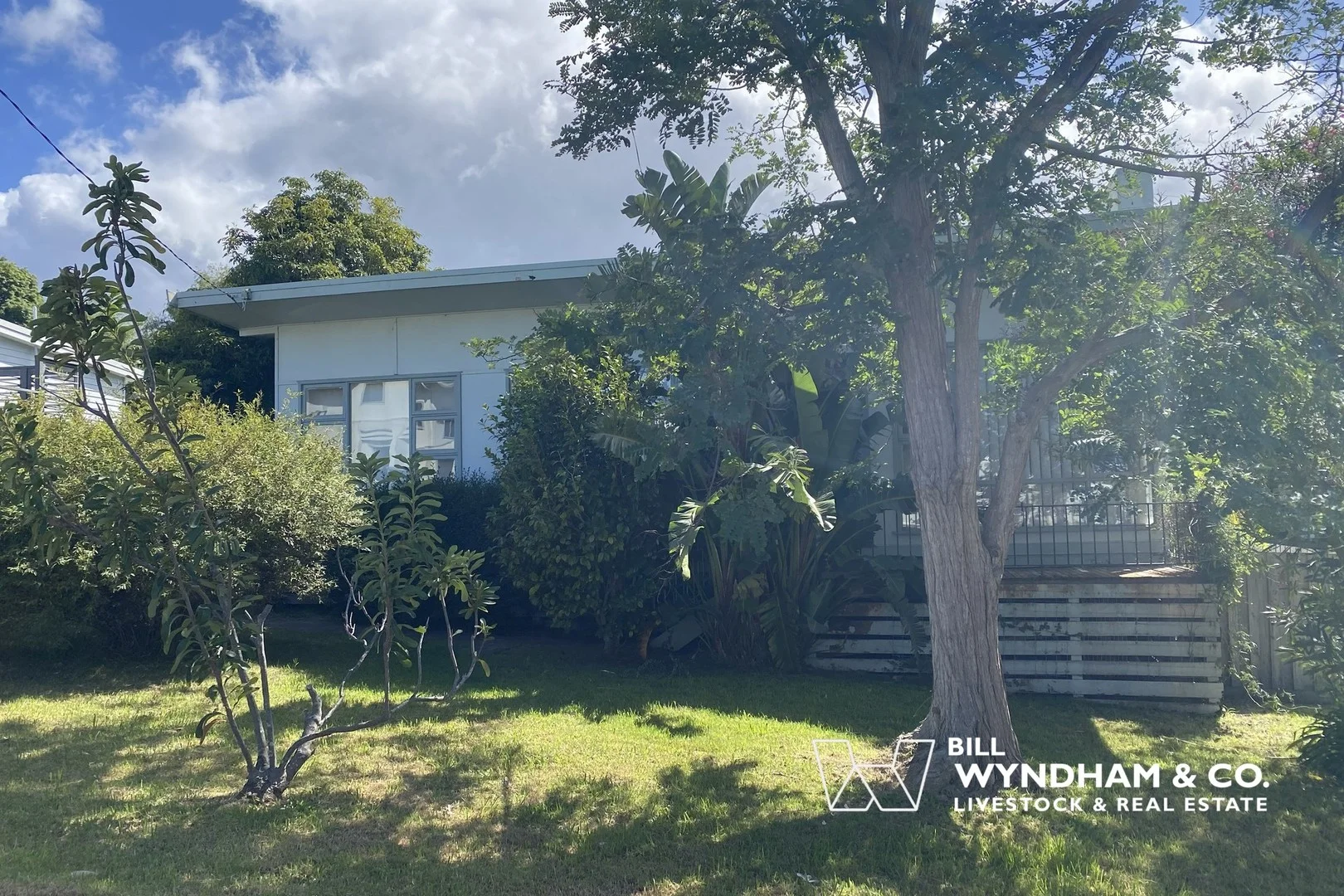 8 Howitt Avenue, Metung VIC 3904