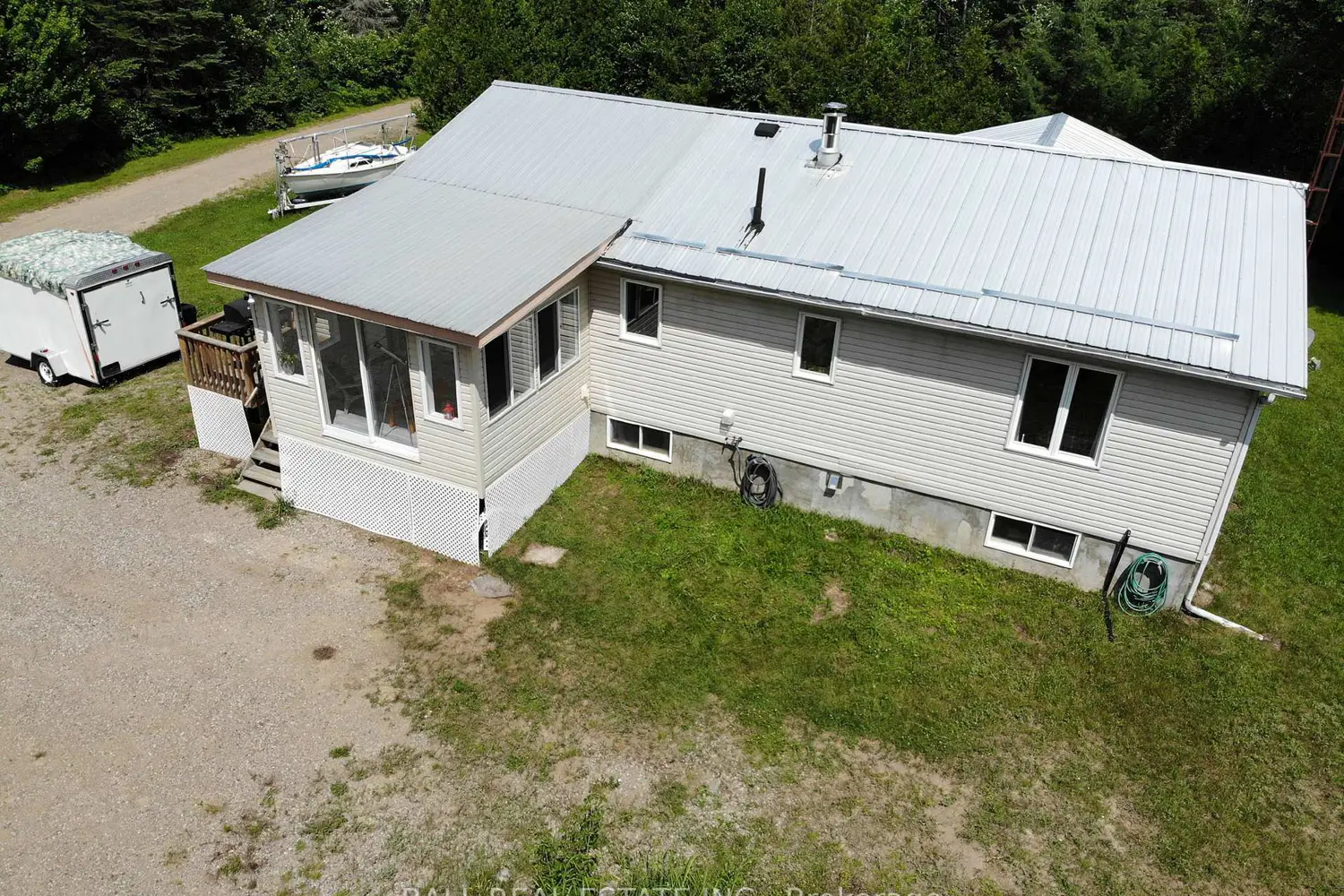 7113 Highway 127 photo 2