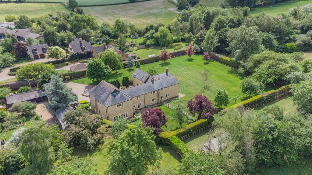 Additional image 45 of 5 bed detached house for saleHigh Street South, Tiffield, Towcester Northamptonshire NN12
