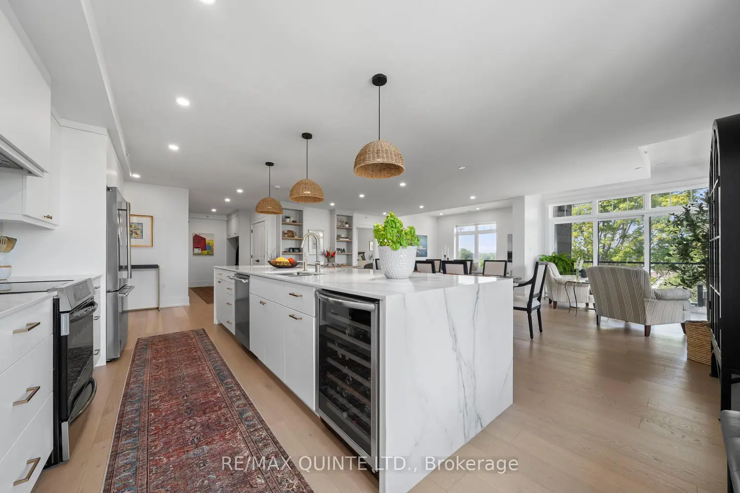 17 Cleave Avenue 509 photo 5