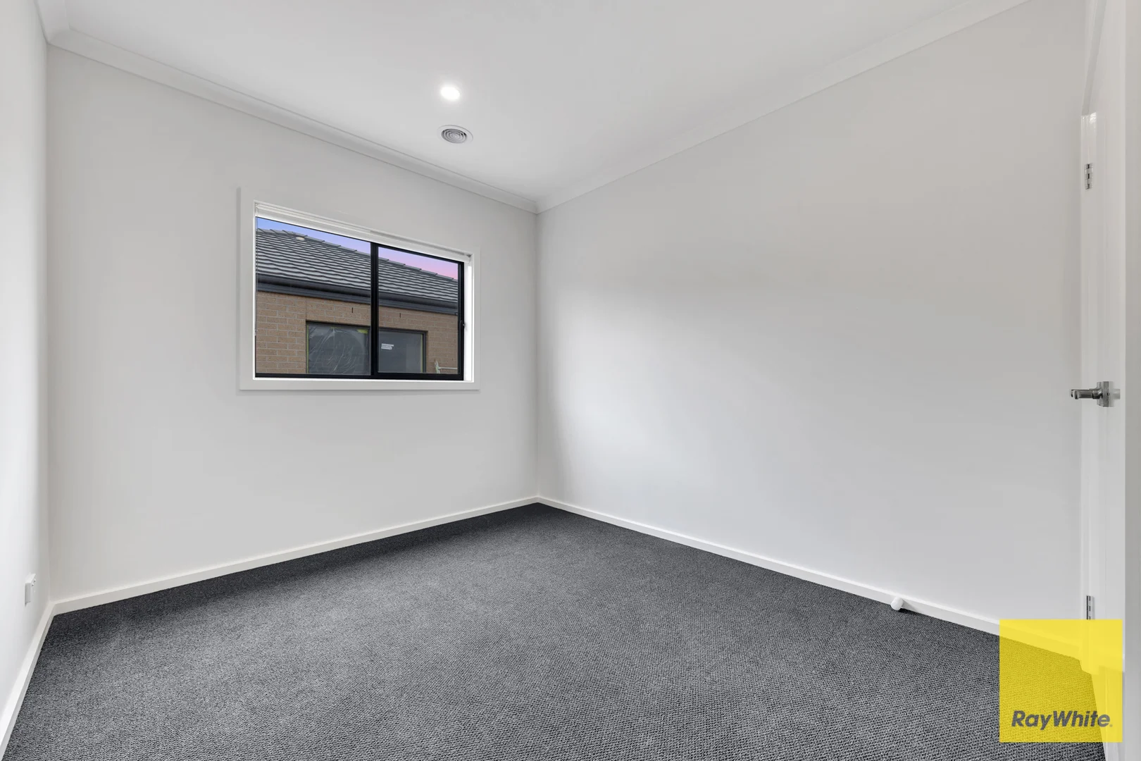 Additional image 11 of 3 Camelon Avenue, Thornhill Park VIC 3335