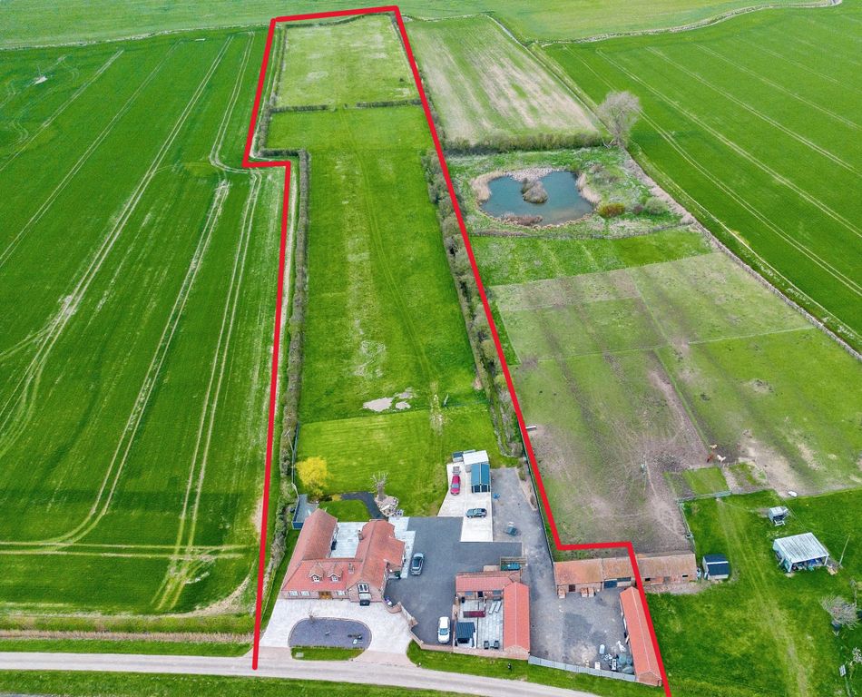 5 bed detached house for saleMarsh Lane, Grainthorpe, Louth LN11 photo 4