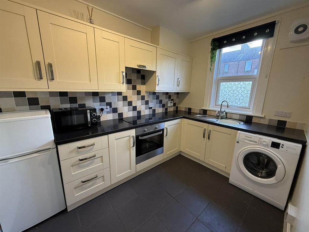 Additional image 3 of 1 bed flat for saleBraemar Avenue, Dumfries DG1