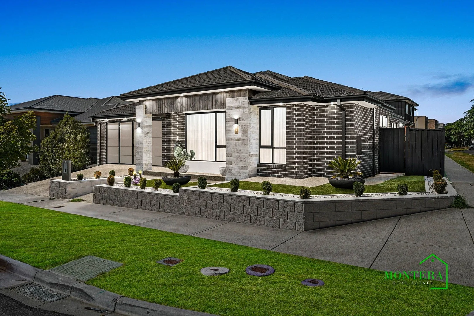 2 Vere Way, Mickleham VIC 3064
