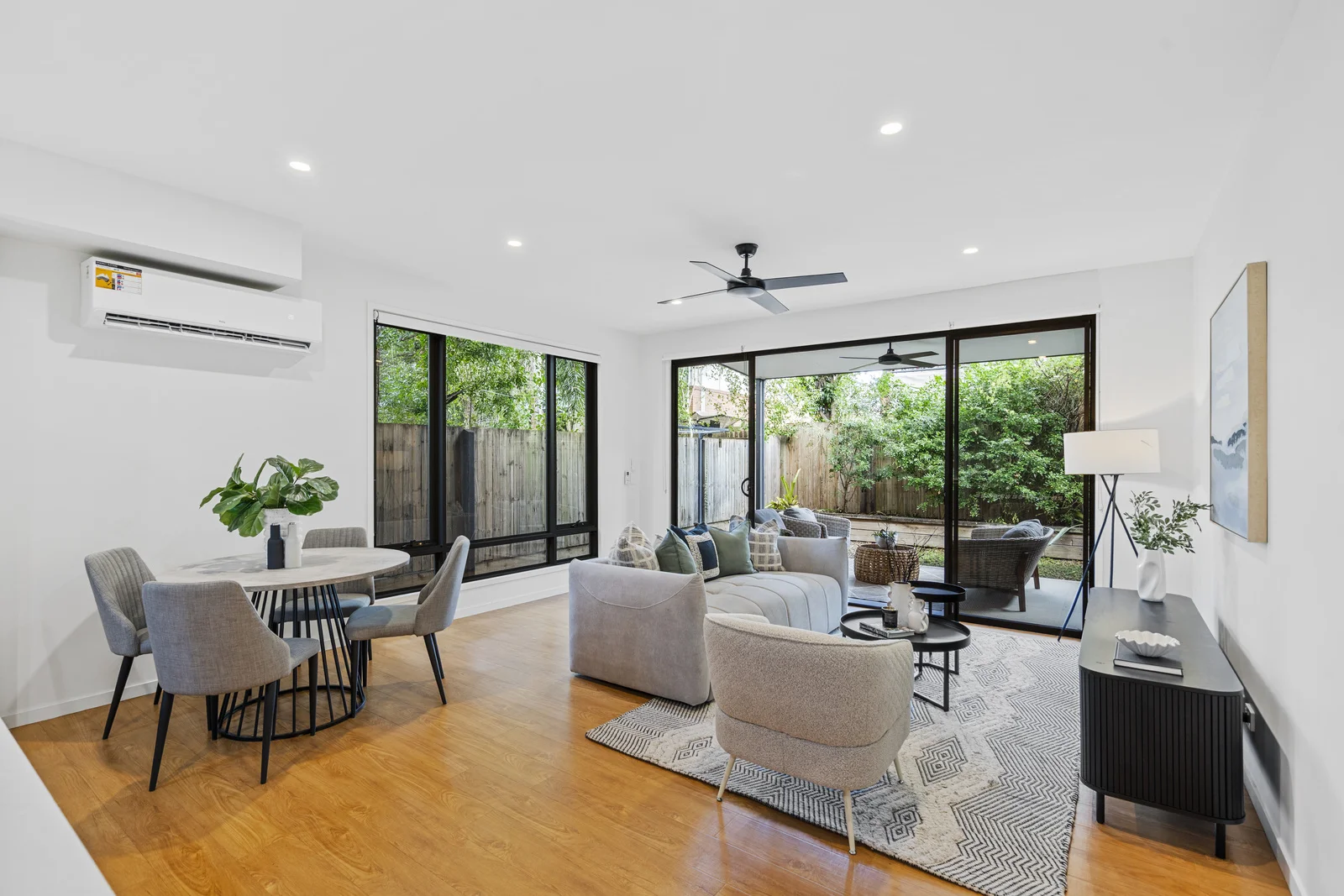2/79 Waterton Street, Annerley QLD 4103