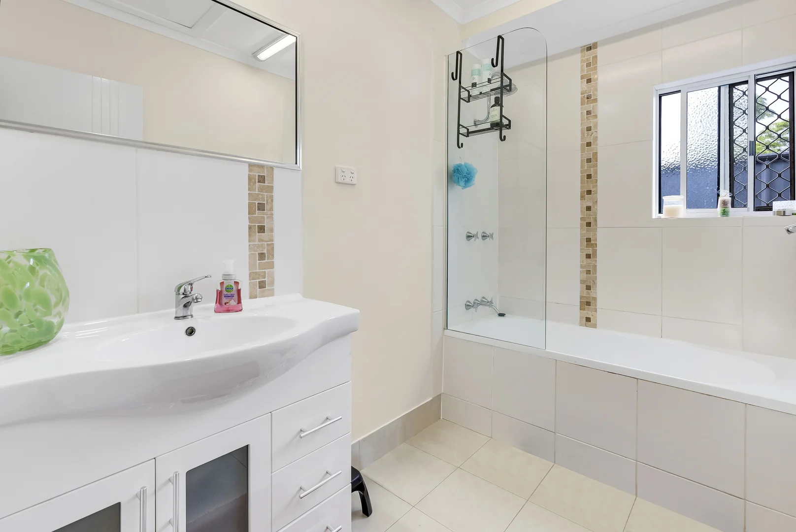 Additional image 14 of 23 Bathurst Drive, Bentley Park QLD 4869