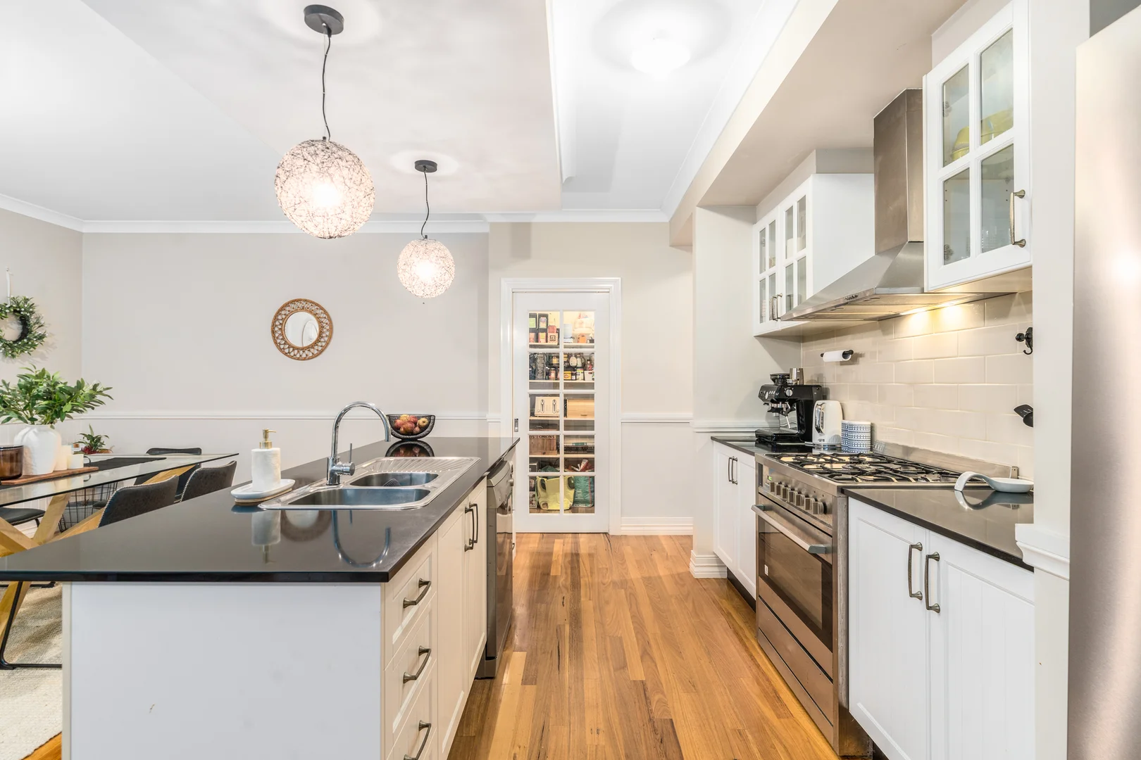 16 Pickworth Drive, Leopold VIC 3224 photo 5