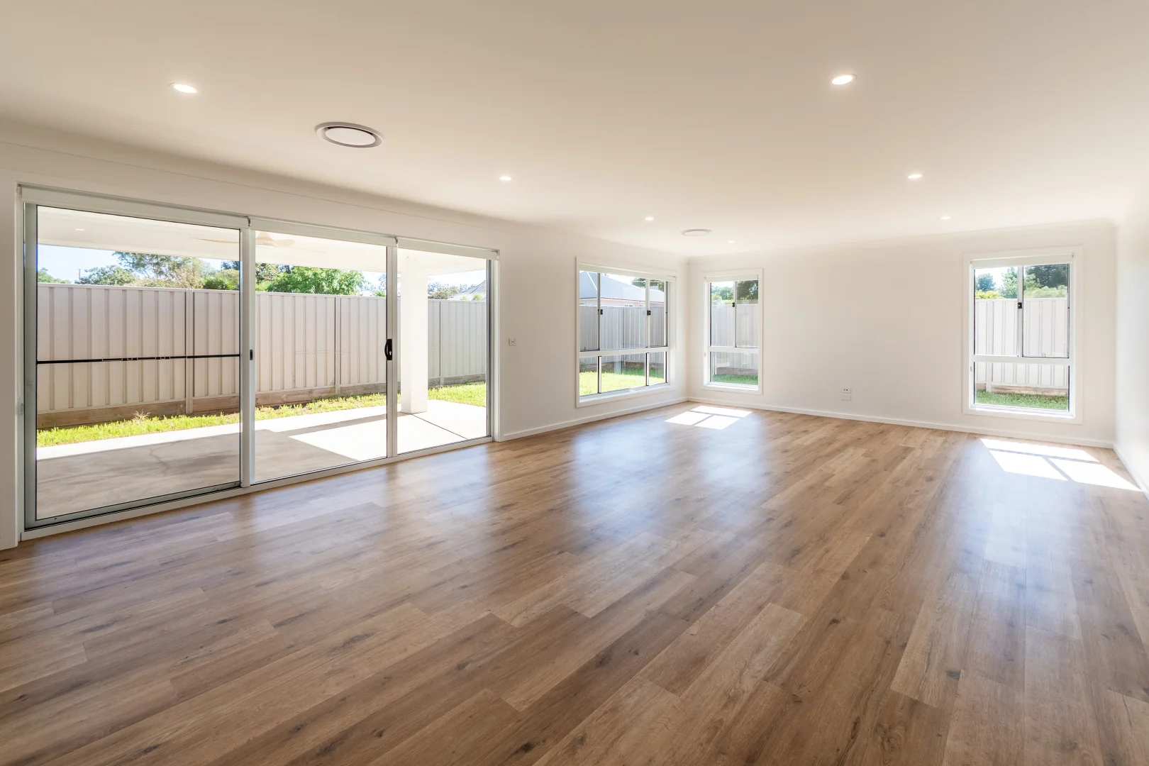 Additional image 7 of Unit A/21 Kingdon Drive, Coolamon NSW 2701
