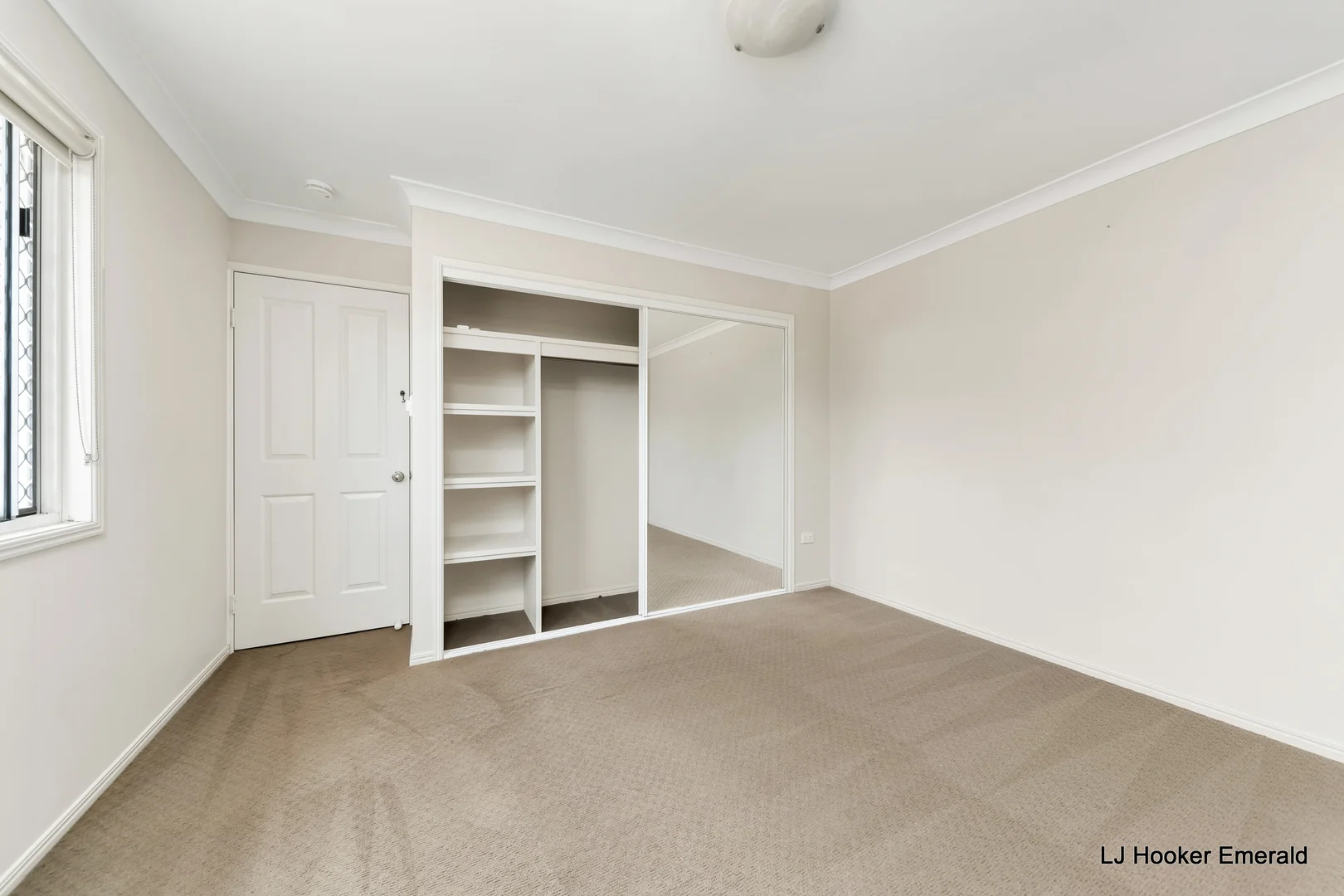 20/24 Riverview Street, Emerald QLD 4720 photo 5