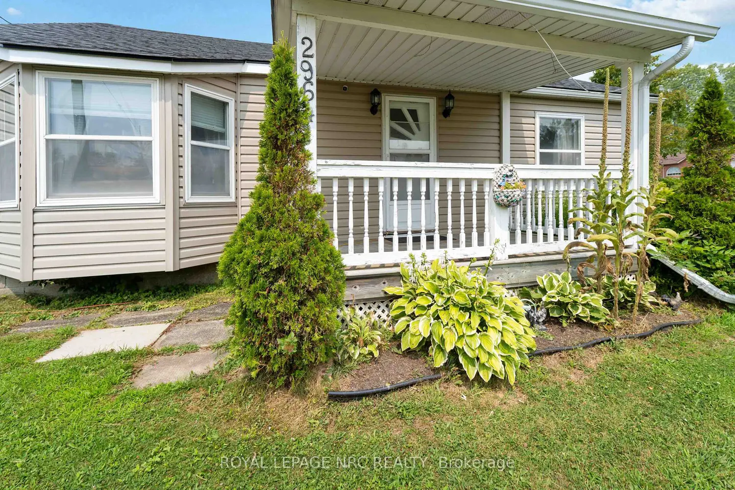 2964 Hyman Avenue photo 5