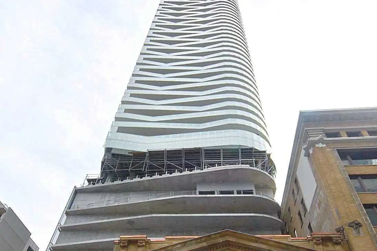 197 Yonge Street 2310