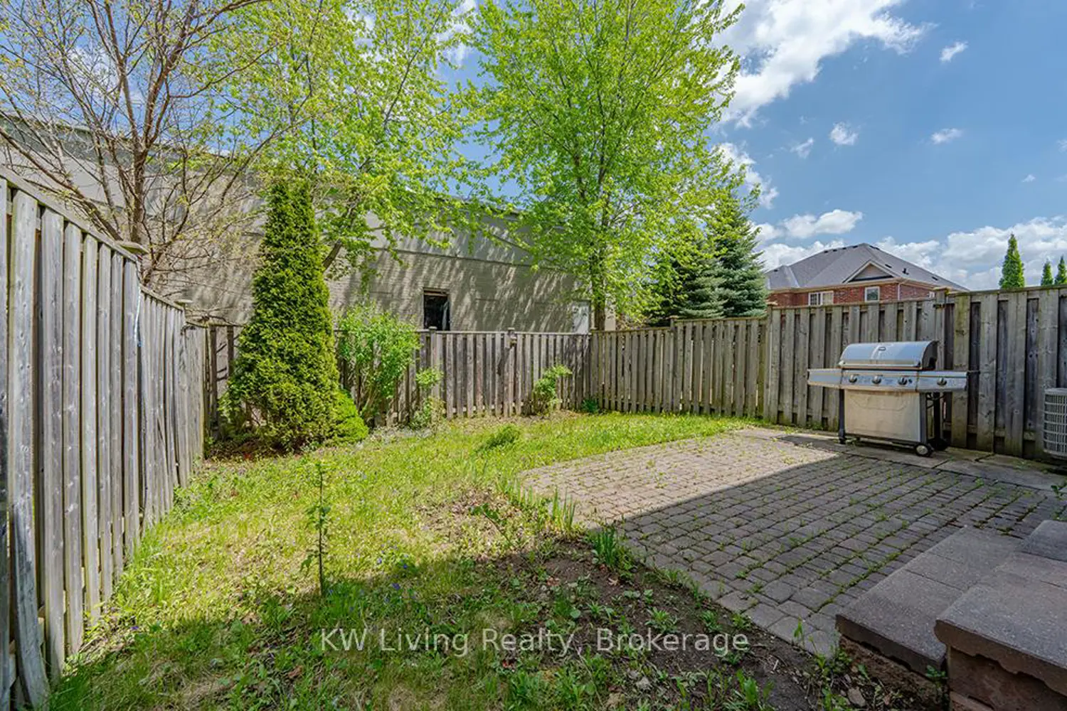 98 Matteo David Drive photo 4