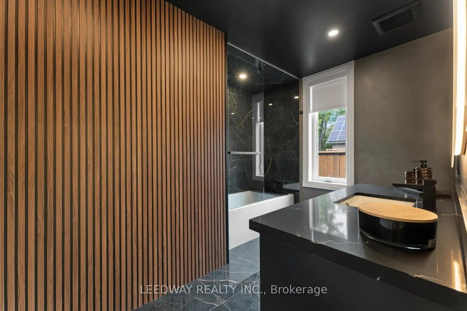 Additional image 11 of 24410 Thorah Park Boulevard