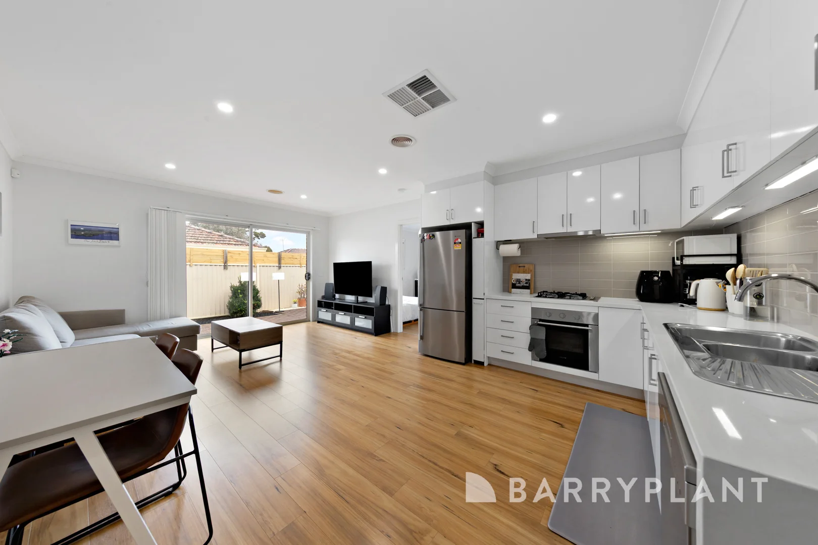 Additional image 5 of 3/7 James Street, St Albans VIC 3021
