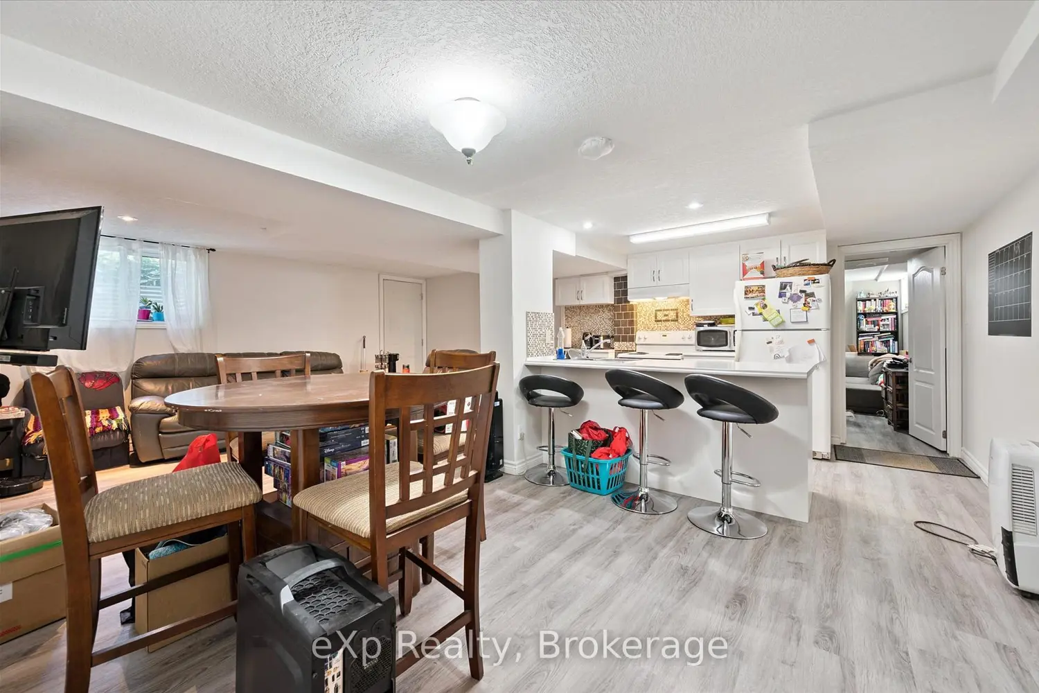 Additional image 12 of 550 Elora Street