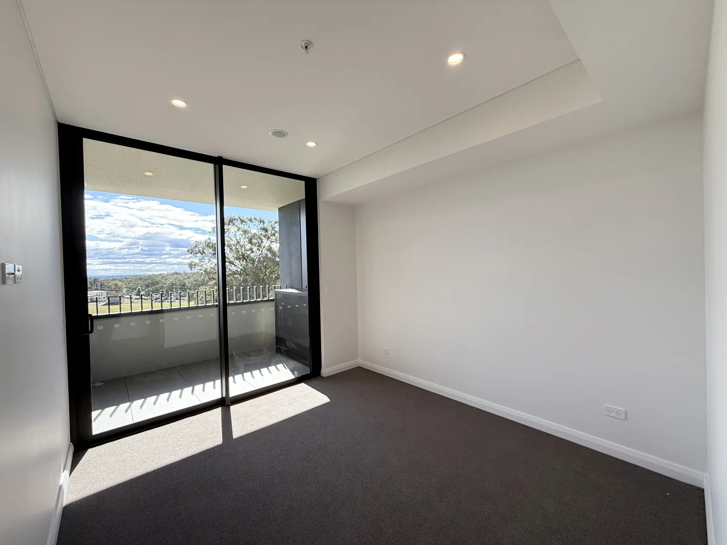 Additional image 8 of 504/13 De Clambe Drive, Castle Hill NSW 2154
