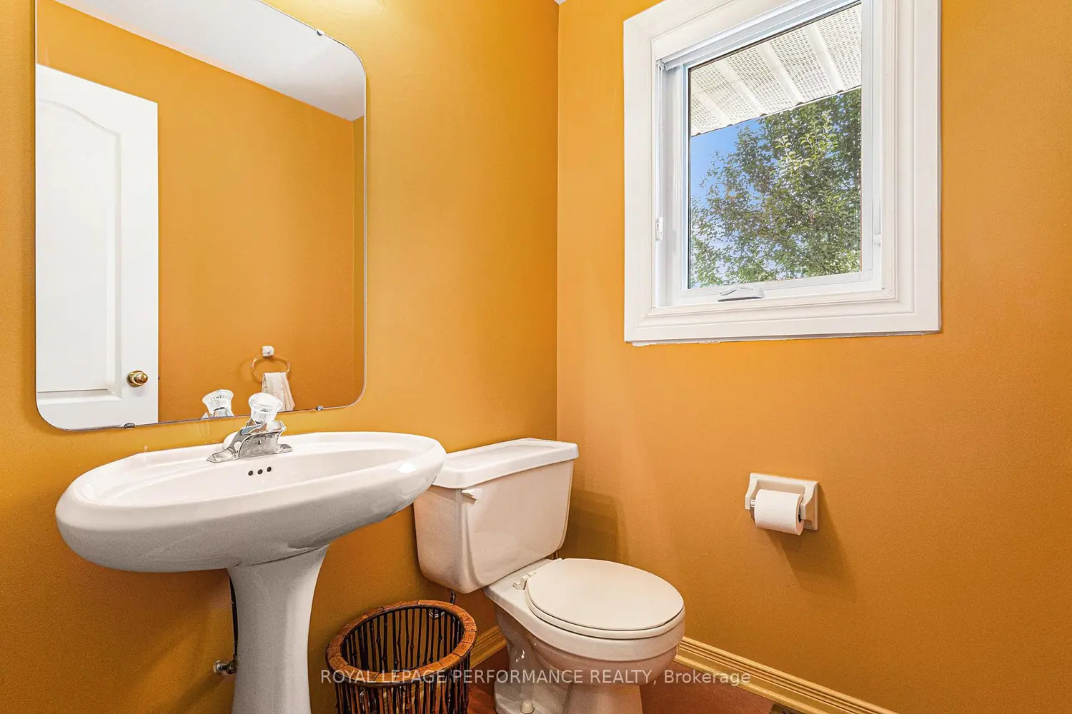 Additional image 3 of 2015 Summerfields Crescent