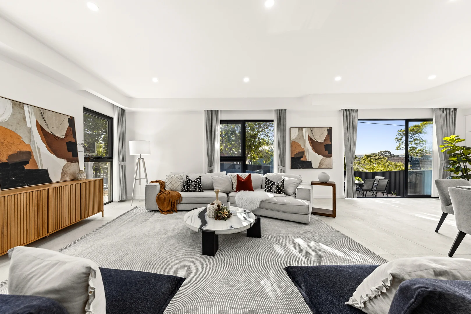 Additional image 2 of 30 Ross Street, Doncaster East VIC 3109