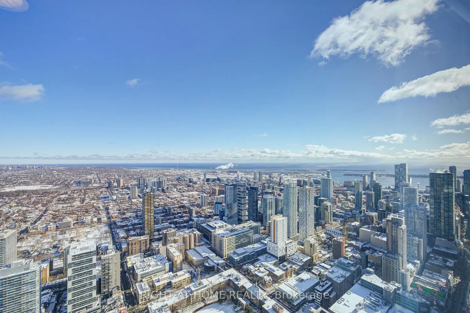 388 Yonge Street 7405 photo 2