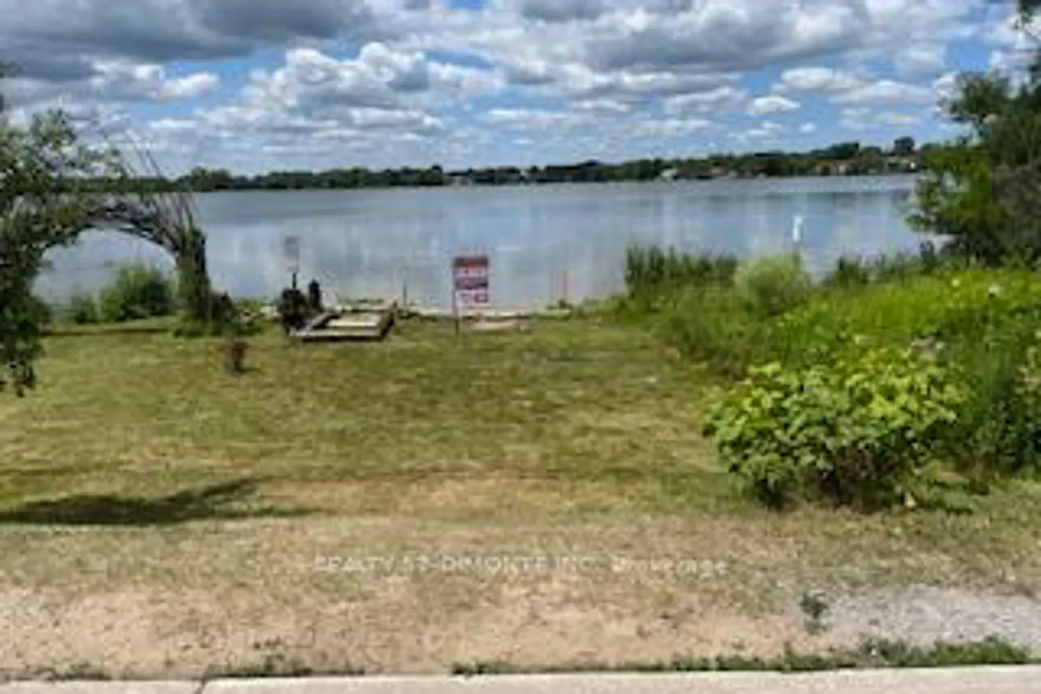 728 Sunset Beach Road photo 2