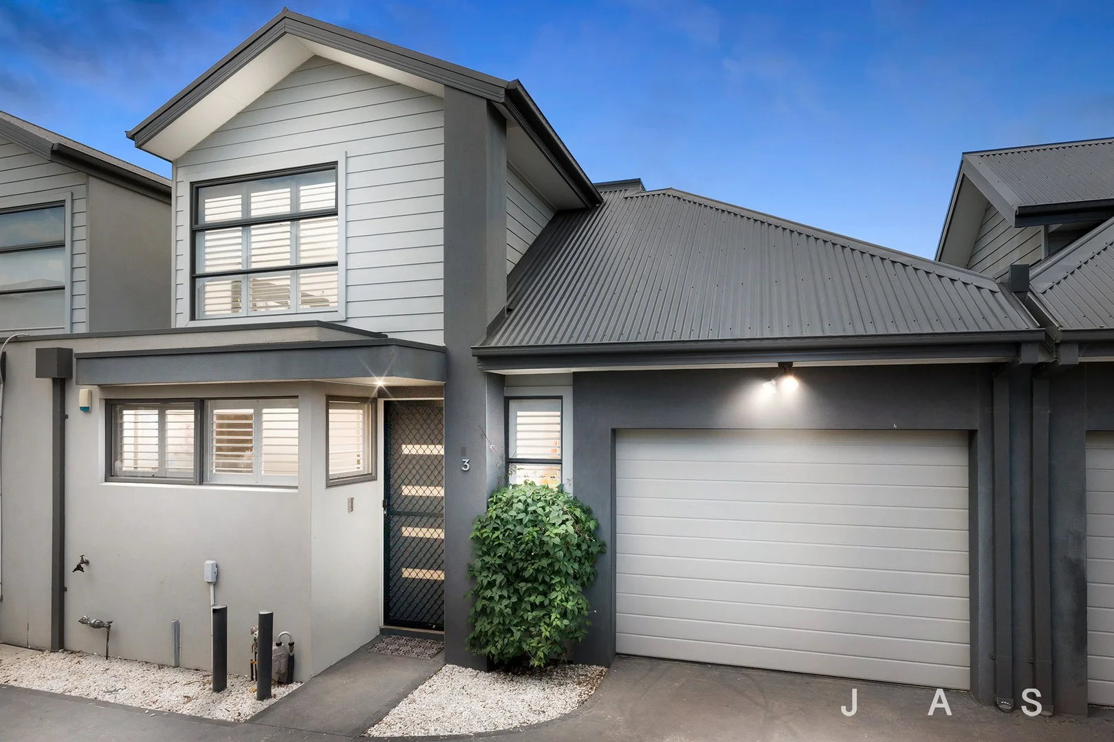 3/14 Collins Avenue, Altona North VIC 3025