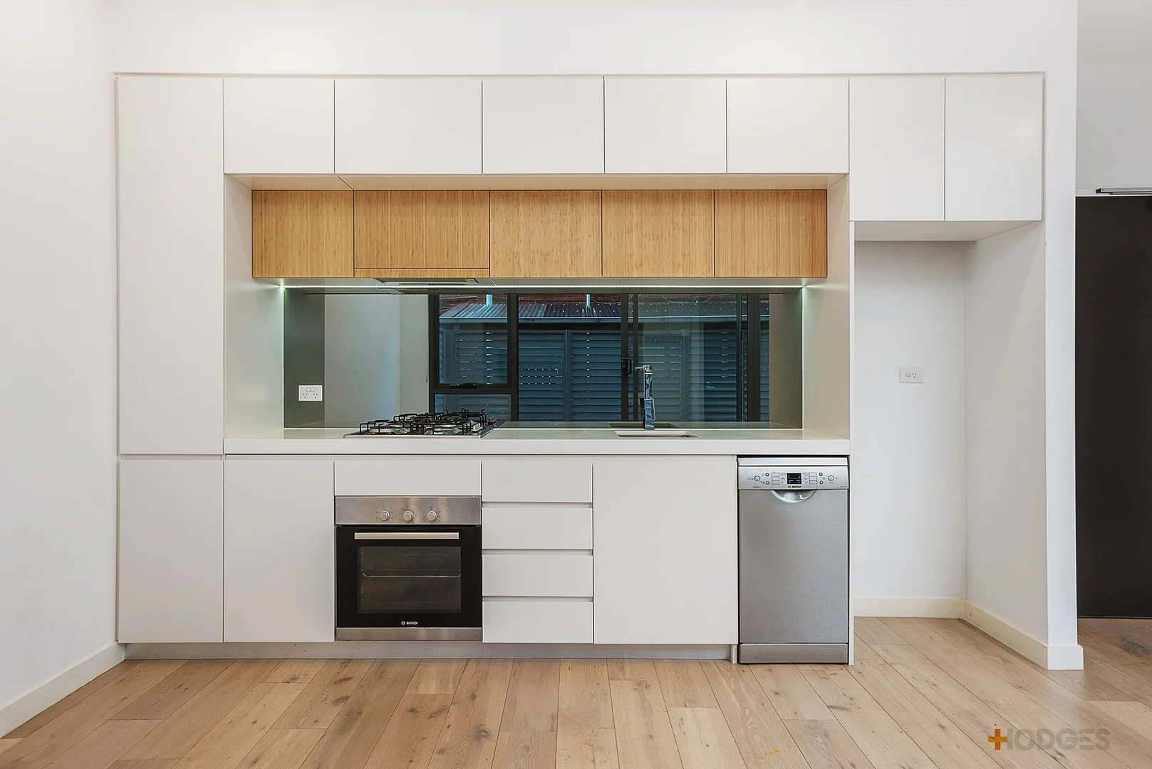 Additional image 3 of 6/144 Hawthorn Road, Caulfield North VIC 3161