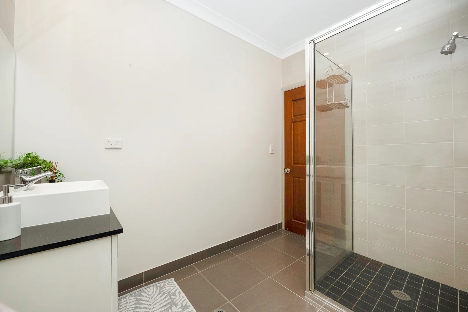 Additional image 21 of 27 Queens Road, Railway Estate QLD 4810