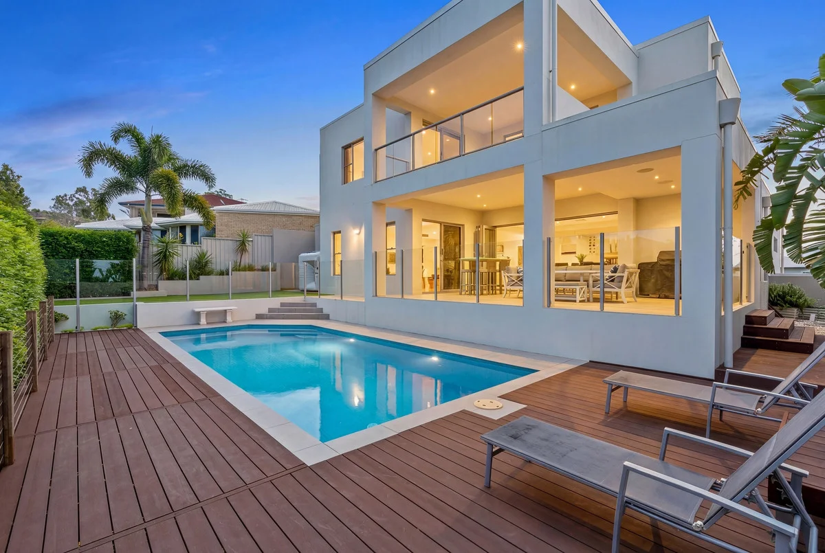 30 Tara Vista Boulevard, Highland Park QLD 4211