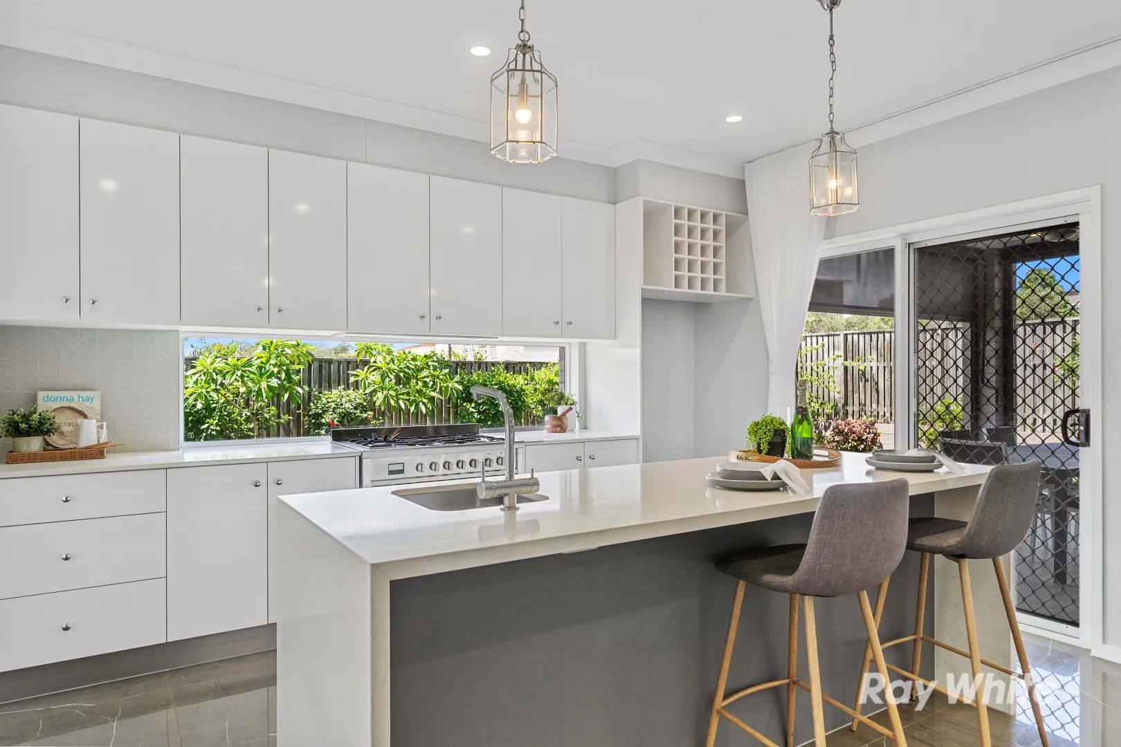 Additional image 2 of 33 Mahogany Place, Karawatha QLD 4117