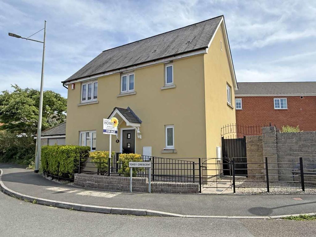 2 bed detached house for saleFrobisher Approach, Manadon Park, Plymouth PL5