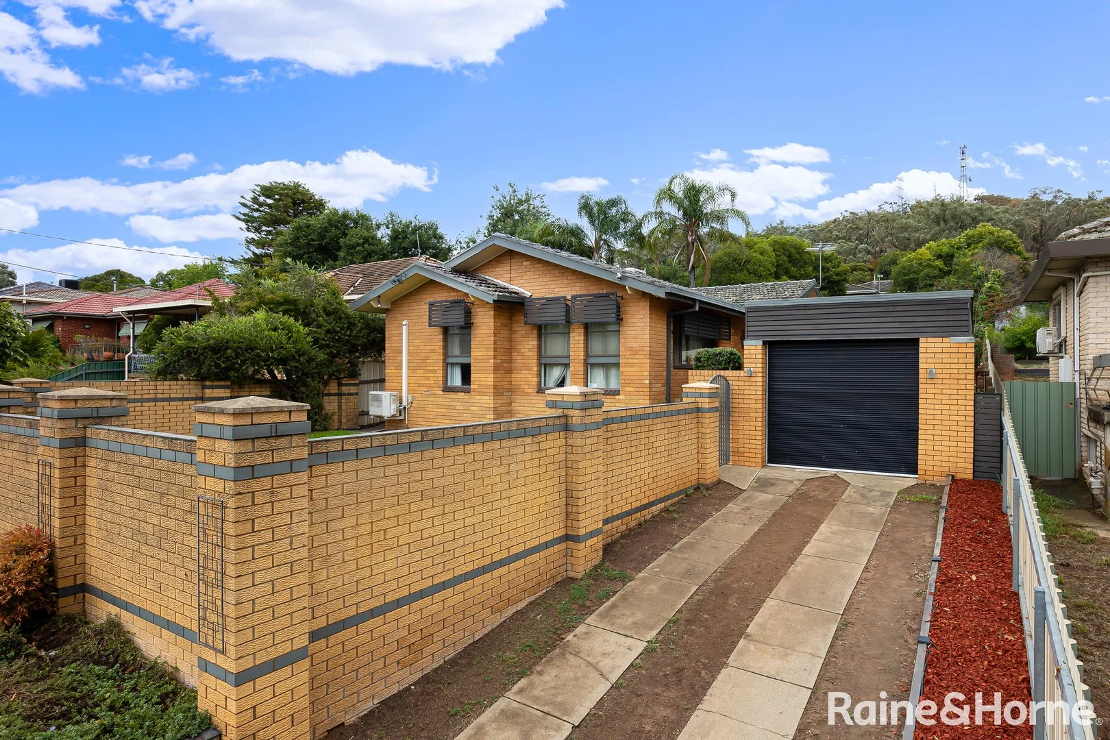 178 Lake Albert Road, Kooringal NSW 2650
