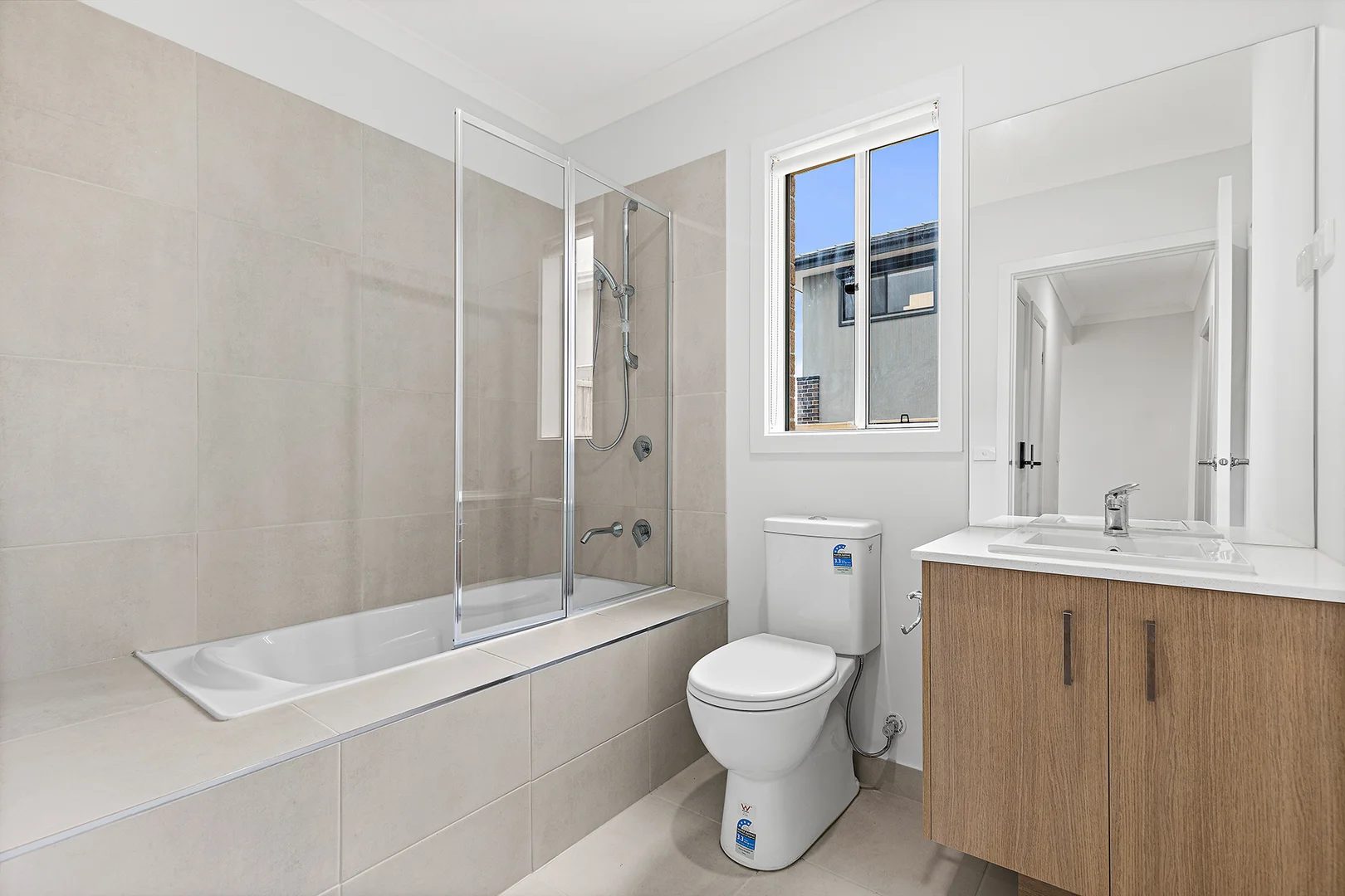 Additional image 4 of 1/53 Pyrus Crescent, Mickleham VIC 3064