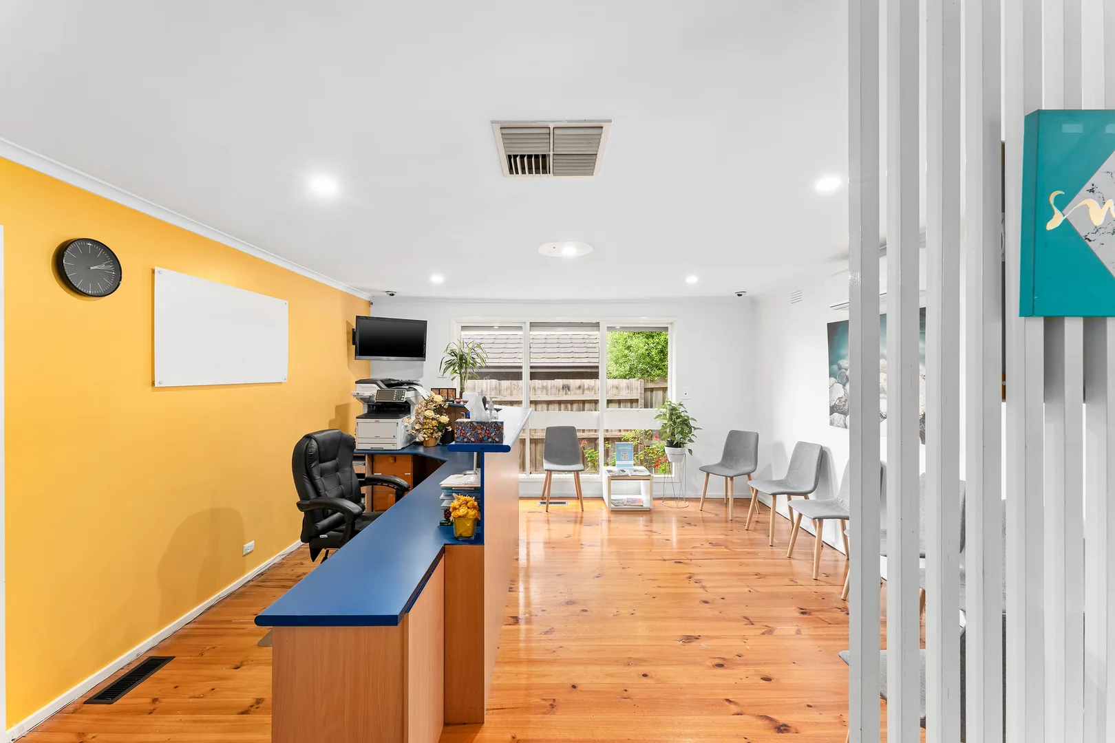132 Manningham Road, Bulleen VIC 3105 photo 2