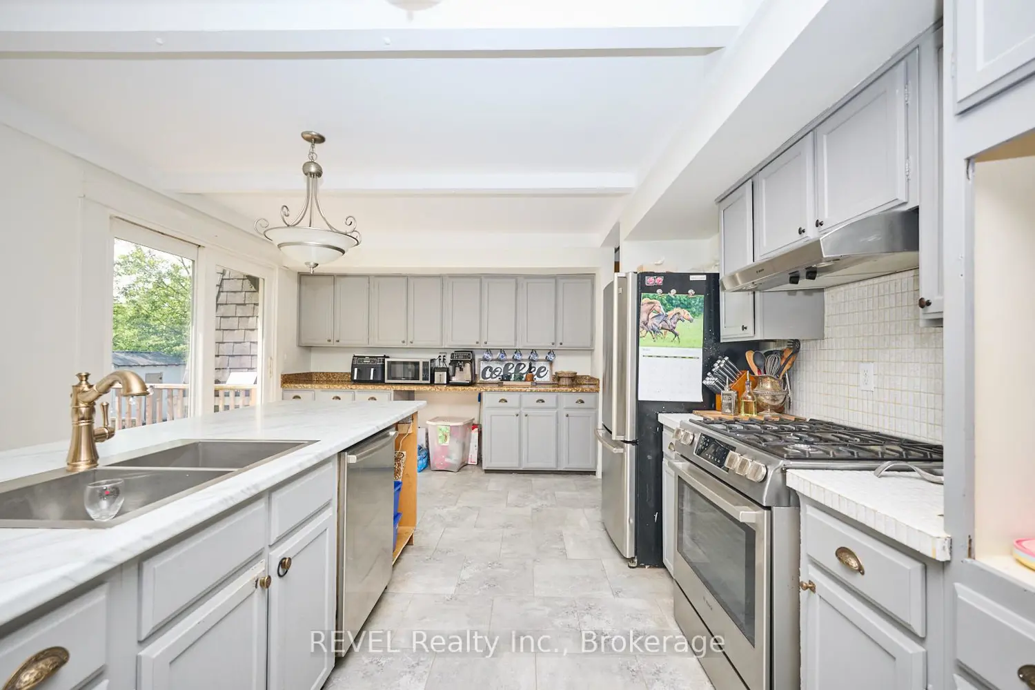 877 Daytona Drive photo 4