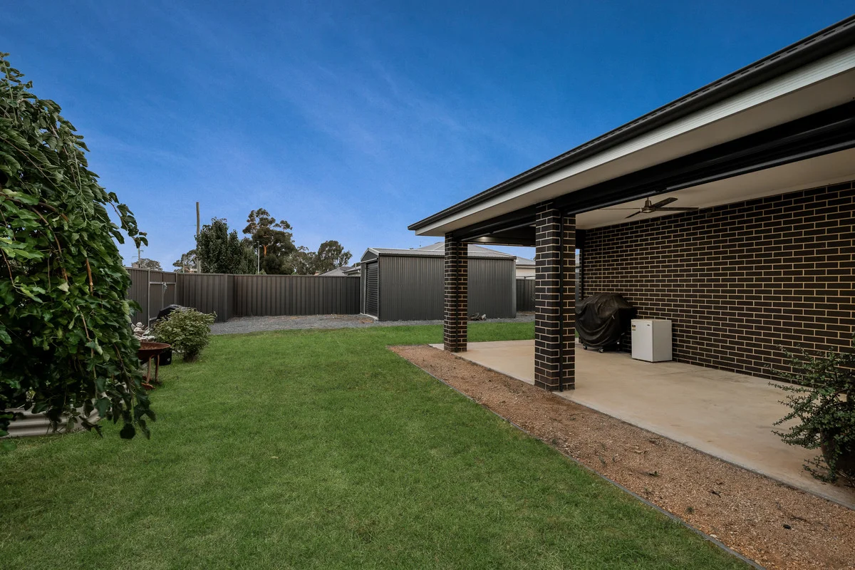 Additional image 12 of 140 Read Street, Howlong NSW 2643