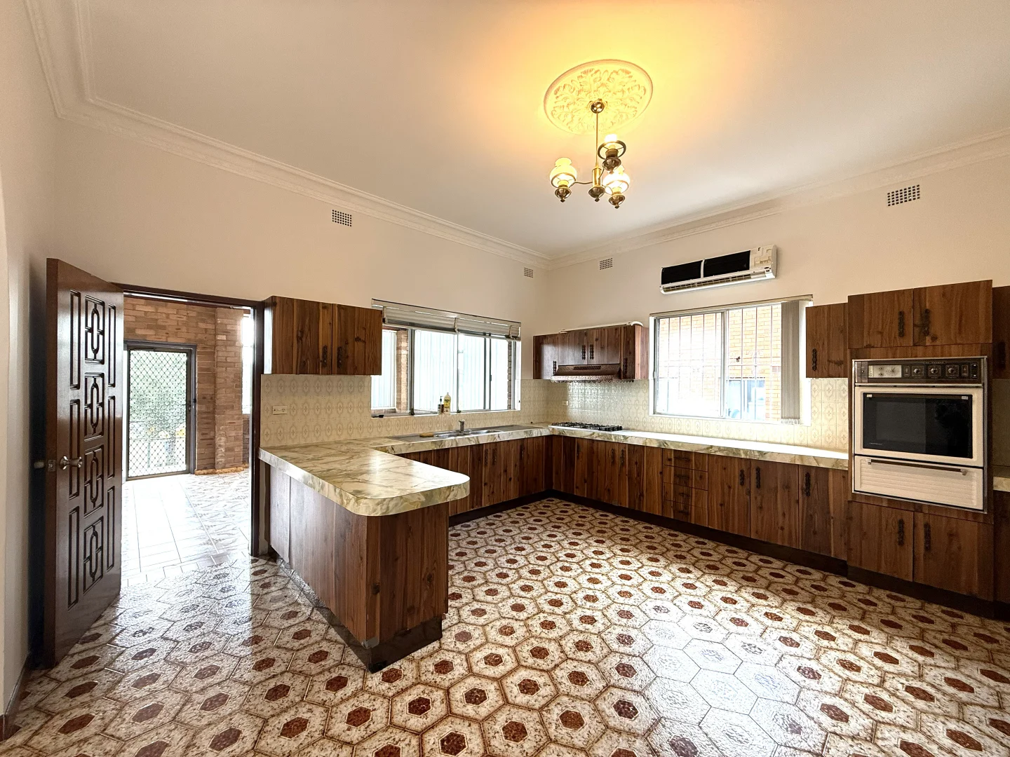 15 Duke Street, Campsie NSW 2194